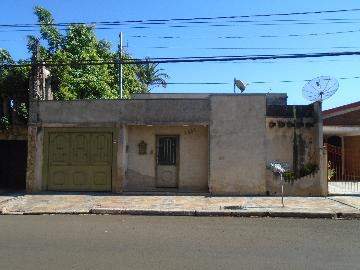 Alugar Casas / Padrão em Sertãozinho. apenas R$ 380.000,00