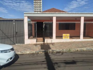 Alugar Casas / Padrão em Sertãozinho. apenas R$ 650.000,00