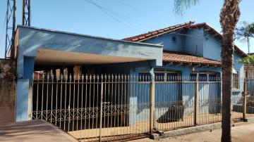 Alugar Casas / Padrão em Sertãozinho. apenas R$ 750.000,00