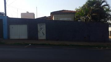 Alugar Casas / Padrão em Sertãozinho. apenas R$ 1.200.000,00